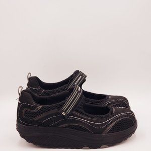 Best 25+ Deals for Skechers Mary Jane Sneakers | Poshmark